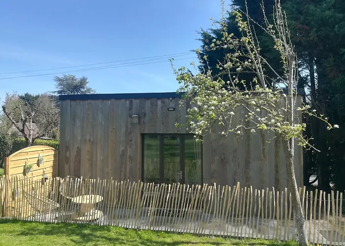 Le Insolite Gonnedouillé Affittacamere 3*